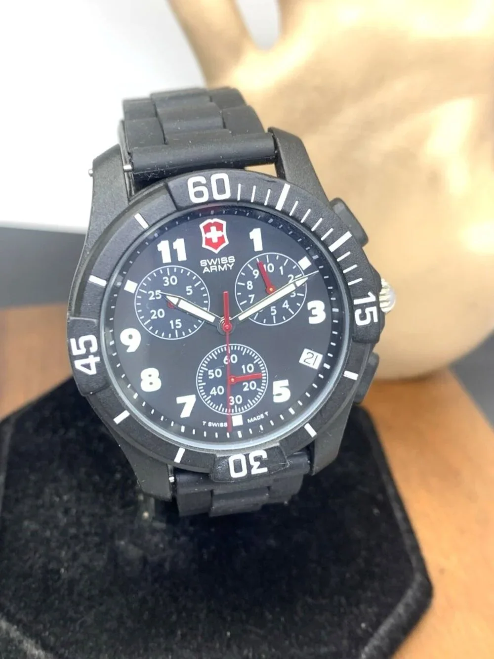 Victorinox Swiss Army Odyssey Men's Watch Swiss Quartz Chronograph Rubber 40mm